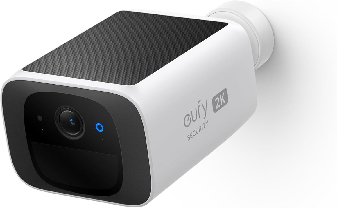 Image of Eufy SoloCam S220 með sólarhleðslu 2K IP67