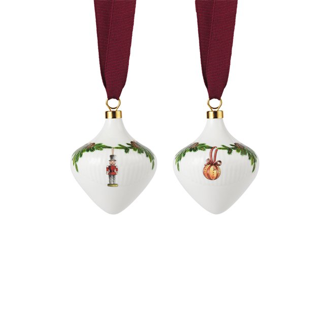 Image of Royal Copenhagen Star fluted jólakúla 2025 2stk 8,5cm