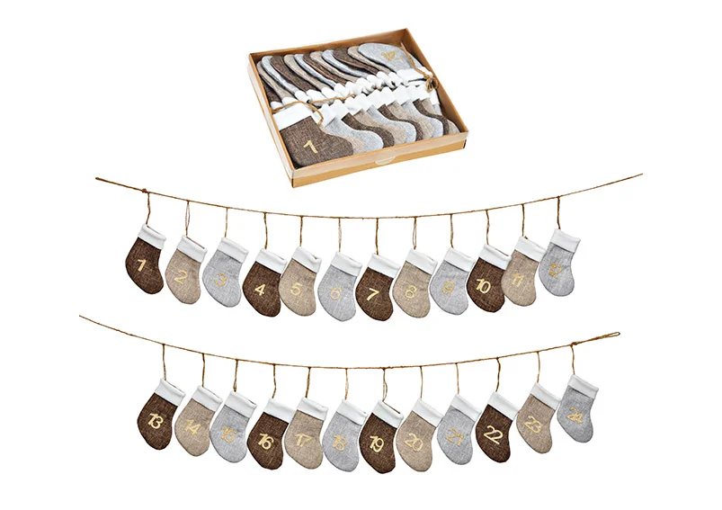 Image of Wurm Jóladagatal 24 jólasokkar á bandi 240cm